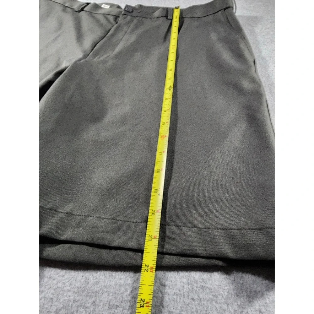 PGA Tour Men's Black Shorts Size 40 Golf Moisture Wicking 10